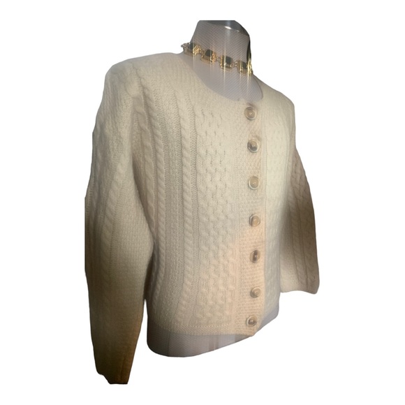 INIS CRAFTS Women's Off White Cable Knit Cardigan Size Medium Made in Ireland - Picture 4 of 11